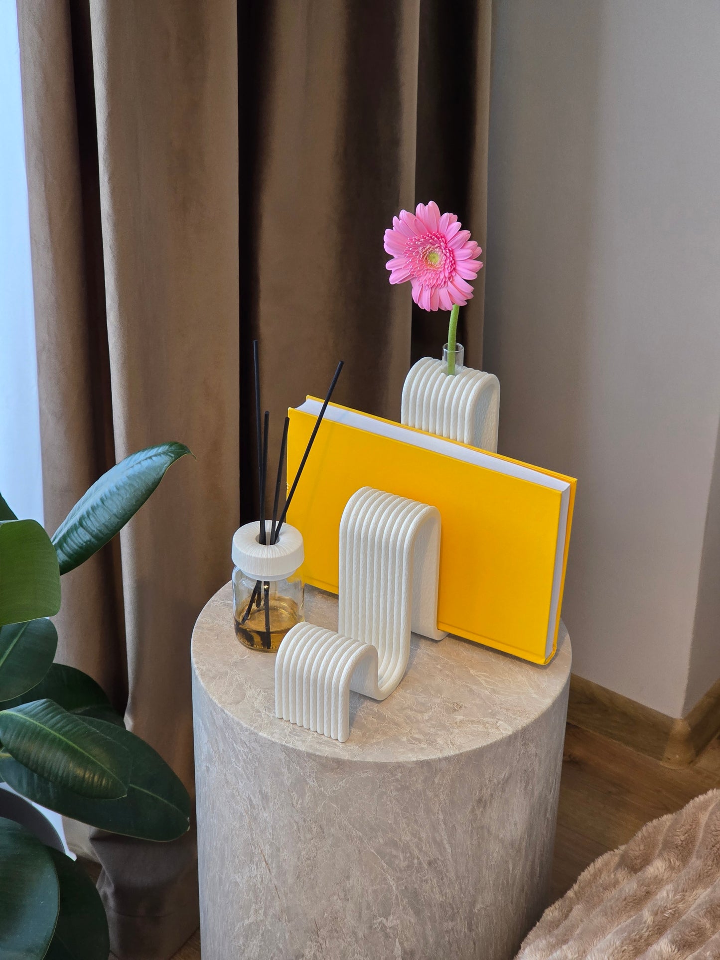 Callis - Suport de carti cu eprubeta