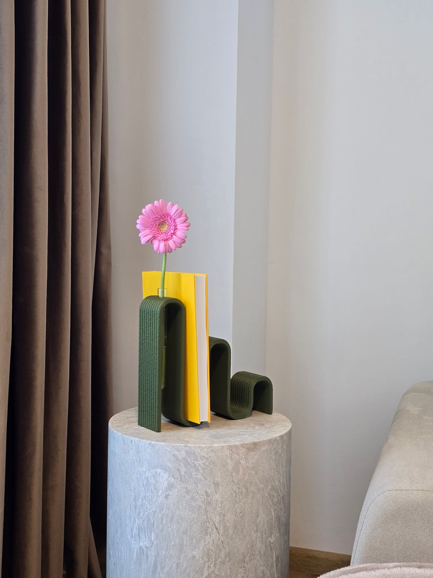 Callis - Suport de carti cu eprubeta